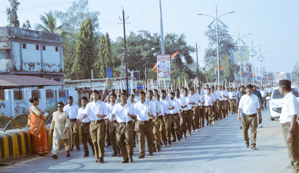 Kailash_Ji_'s tweet image. 🕉️🕉️🕉️🕉️🕉️
विशाल पथसंचलन
जिला दंतेवाड़ा
14/01/2023
#Rss #Pathsachlan, 
#RssForNation
#RSSorg 
@PrashantSoniCG @kaniram1967 @agaurha25 @aniljidaga @stamrakar01