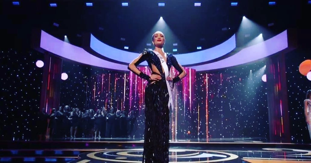 ARSNewsTweets's tweet photo. #NEWSBLAST: Filipino American R'Bonney Gabriel of USA bested all other delegates and was hailed as #MissUniverse2022! https://t.co/zPfyFfs8x0