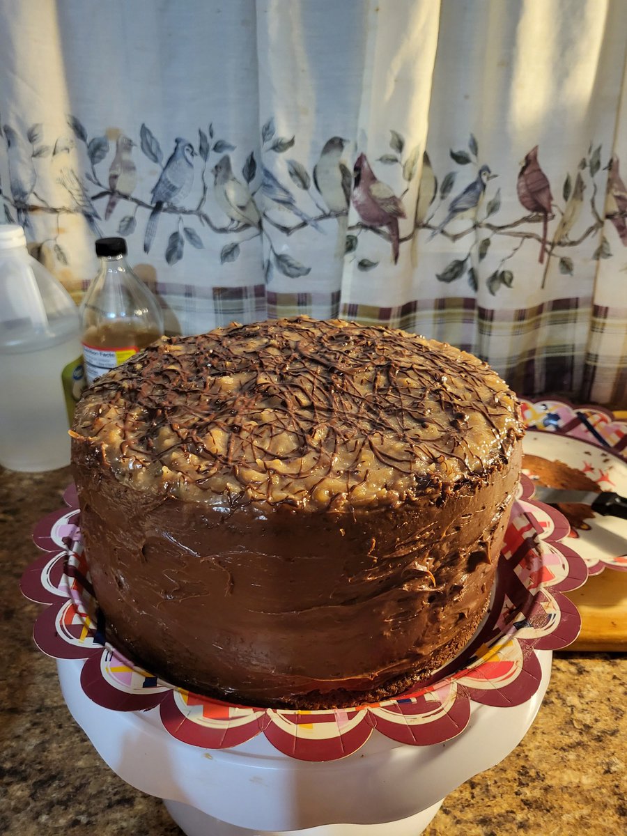 #SaturdayVibes

✍️🏽Helping my kid sister bake y’all. 
🤥Well, okay, I'm drinking Mojitos
and taste testing, chile, and she's baking.🤷🏽‍♀️😂🖐🏽

#GermanChocolateCake 
*Homemade*👌🏽