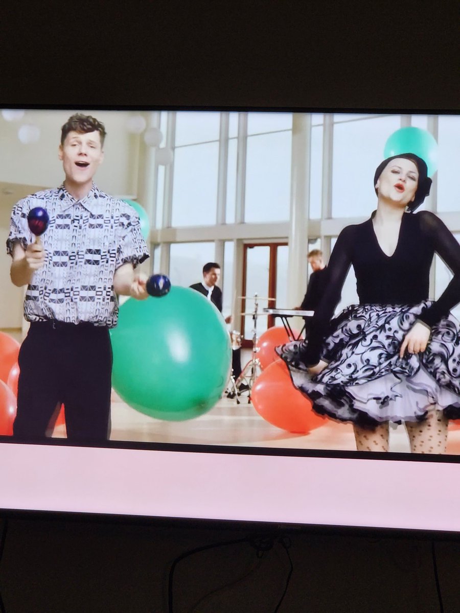 maauuii_'s tweet photo. Recordando cuantome gustaba este wero en mis early 20s #Alphabeat https://t.co/RUmxmlYzjV