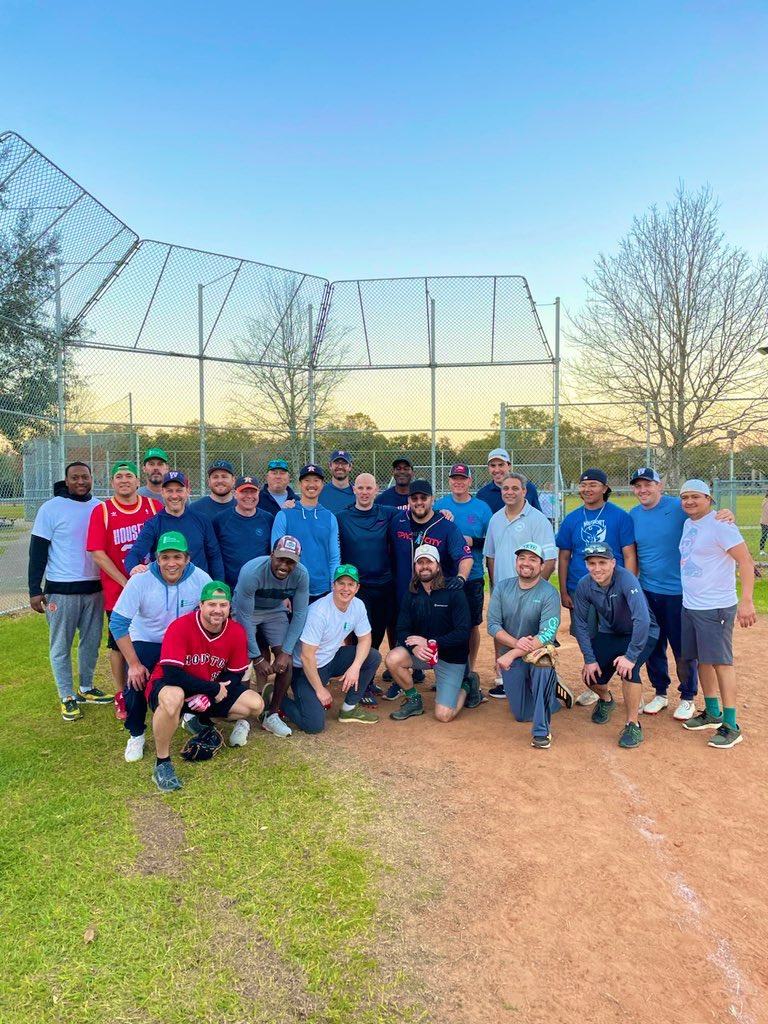 Lovett_Elem's tweet photo. Today we honored the memory of one of our fellow co workers, Michael Wolfshohl. 

We honored Michael by playing a game of baseball outside of our beloved school and remembering his love of sports. 

Thank you for the memories, Michael.
#LoveItAtLovett https://t.co/16c4oiaLAy