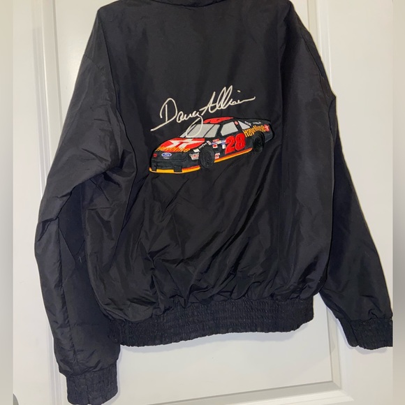 badkitty_71's tweet photo. So good I had to share! Check out all the items I'm loving on @Poshmarkapp #poshmark #fashion #style #shopmycloset #nascar: https://t.co/5BzsdzXCG2 https://t.co/6gBQIcd5ZZ