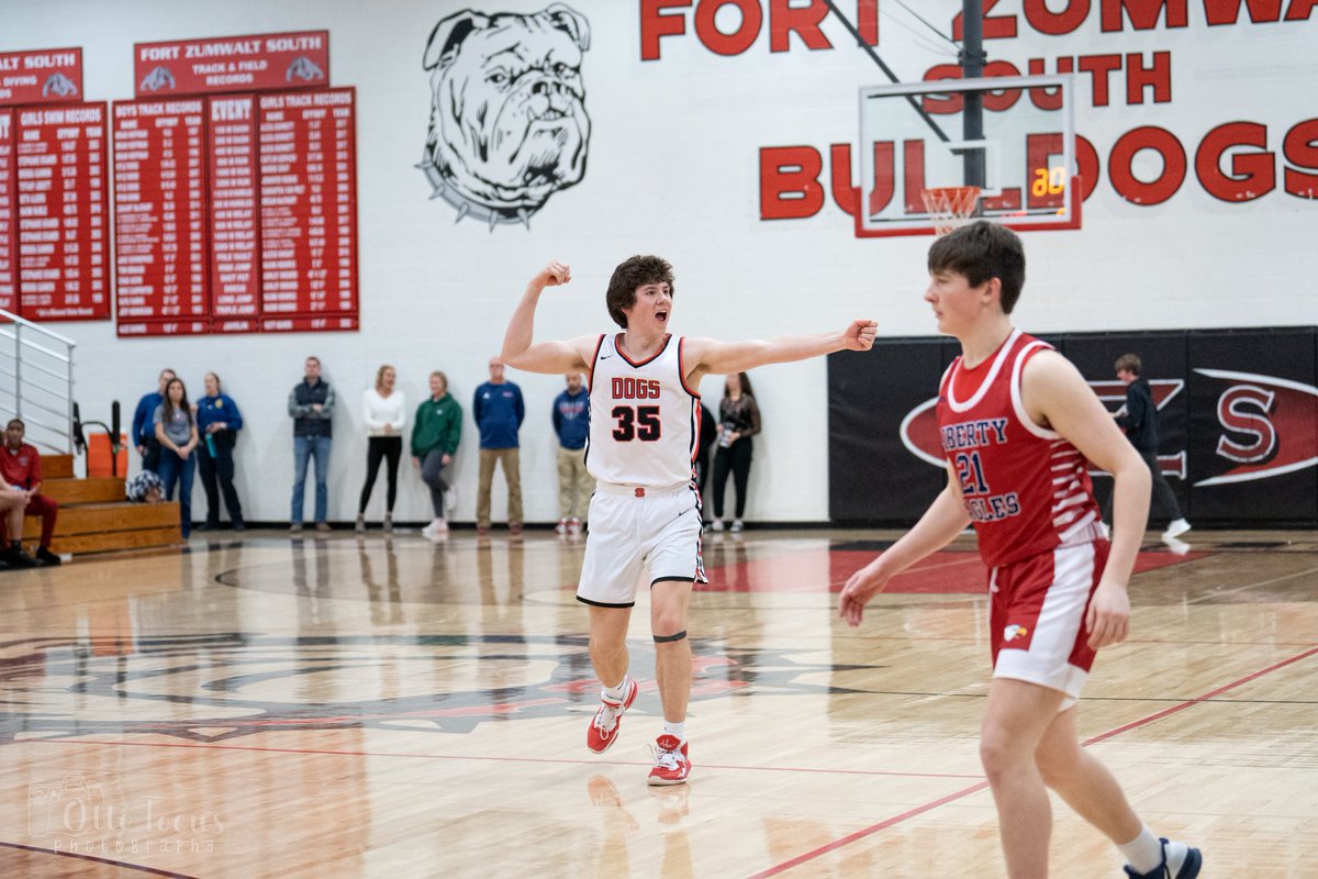aotto411's tweet photo. Amazing win! FZS Varsity BB vs. Liberty 1-13-2023

#fzshoops #passion #teamwork #shoothoops #bulldogs #allout #win #fzs #intense #collaboration #success #fullcourtpress

Link to all photos
👇👇
https://t.co/oUlkO7S8qQ

Click on the Bulldog for all FZS galleries. https://t.co/cyoufJDfdD
