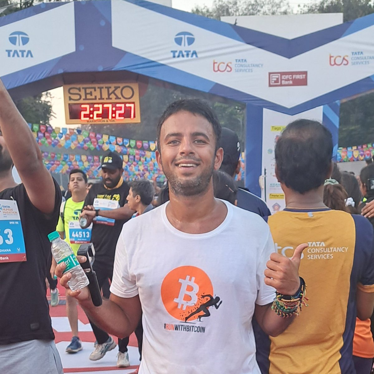RunwithBitcoin's tweet photo. From fragrance of relief sprays to incense sticks.
From Darkness to Light.
Mumbai Marathon was beautiful.
Had a time of 2:23 Hrs for 21km!
#MumbaiMarathon2023 #TataMumbaiMarathon #tatamumbaimarathon2023 #runwithbitcoin https://t.co/v2m0lZUSaO