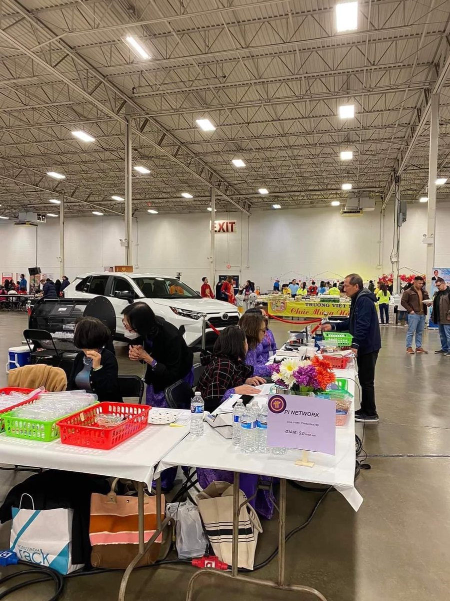Pi Network to the Tet fair at Our Lady of La Vang Mission Parish (Virginia) USA 🇺🇲 .  The special thing is that the booths have an exchange program, Pi Network installation instructions!
 #Pi2Team #PiNetwork #PiHackathon  #PiNetworkMarket   <a href="/PiCoreTeam/">Pi Network</a>