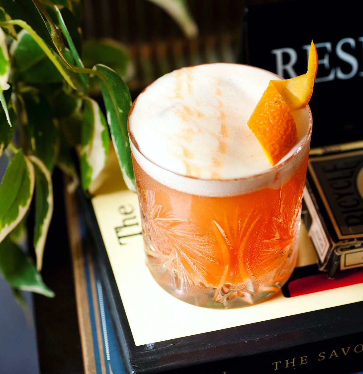 Choose The Castle as your happy place.😉🍹🥂🌮🍔🍝
____________
・THE CASTLE・
〒650-0004
兵庫県神戸市中央区中山手通１-１-９
ゴールドウッズ三宮ビル３階
TEL：078-381-6964