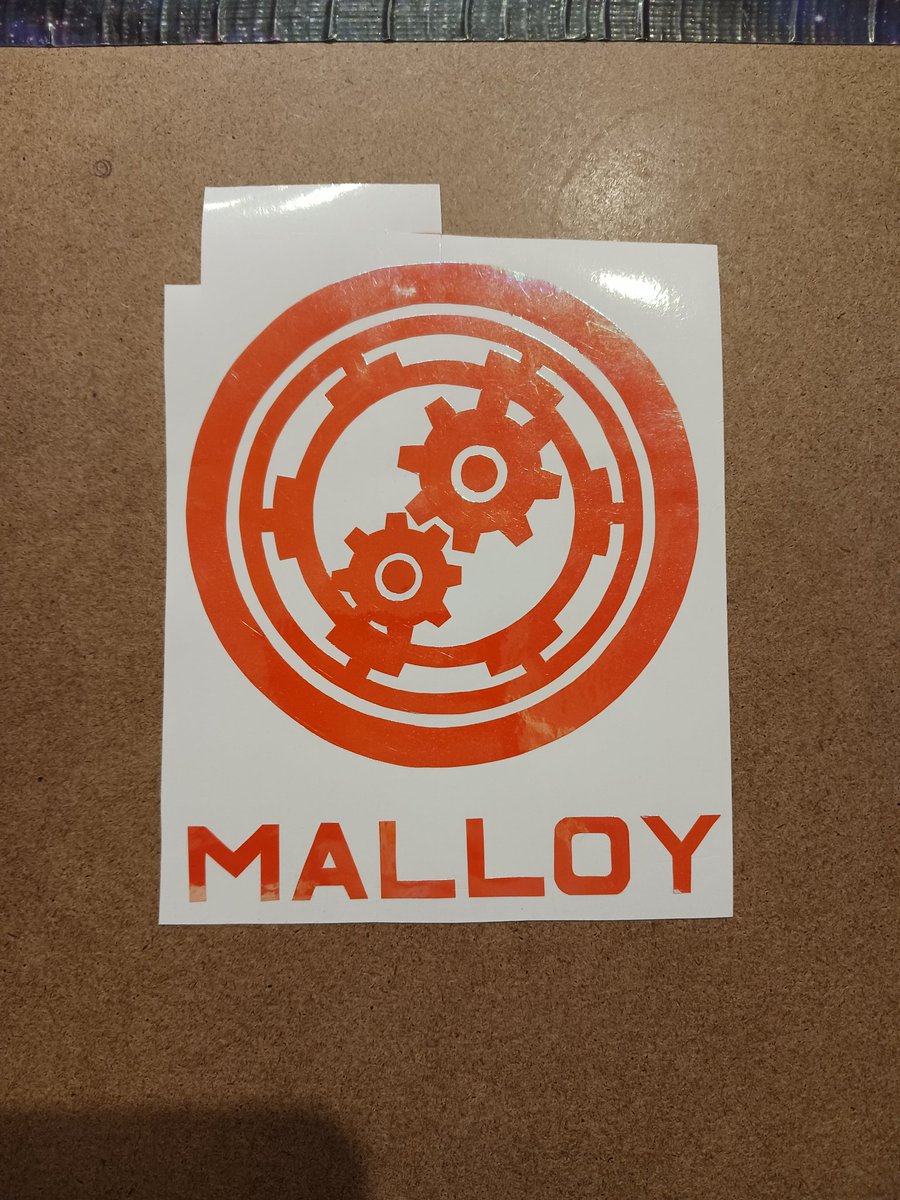 HotDogHowitzer's tweet photo. Finally caught up on ssn 3 of #TheOrville and once again had to make a sticker for my car, where it balances the Stargate patch (for my OTHER fave jackass pilot) very well! Hand-cut iridescent vinyl.
#Fanarts #vinylsticker https://t.co/WIsDNx1guW