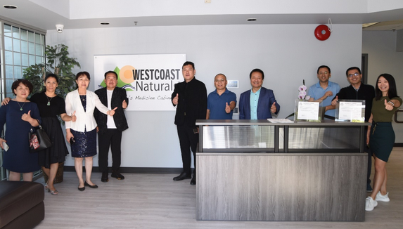 strawbeecream's tweet image. #UFWD business alert: headed by Qilu /Shandong Chamber of Commerce's Cheng Xianpeng (程显鹏) is health supplement company WCN BIO TECH INC./WestCoast Naturals. 

#CACA members toured their facility in #richmondbc back in Aug 2022. 

#vanpoli #bcpoli #CCP archive.md/KO7gy