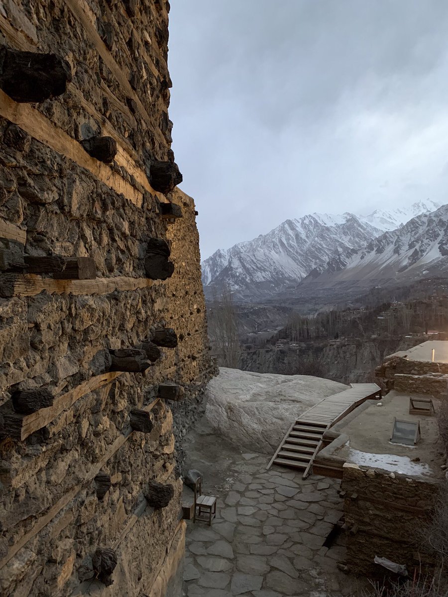 Scanlon_Leslie's tweet photo. Aside from the beauty of the 🗻, the warmth of the welcome &amp; the beauty of towns, #Baltit &amp; #Altit Forts are really worth a visit! Very interesting history that starts over 1000 years ago… #GB @UNESCO #AgaKhanTrustForCulture @AKF_Global #Karimabad @akdn https://t.co/5HFN15J06U
