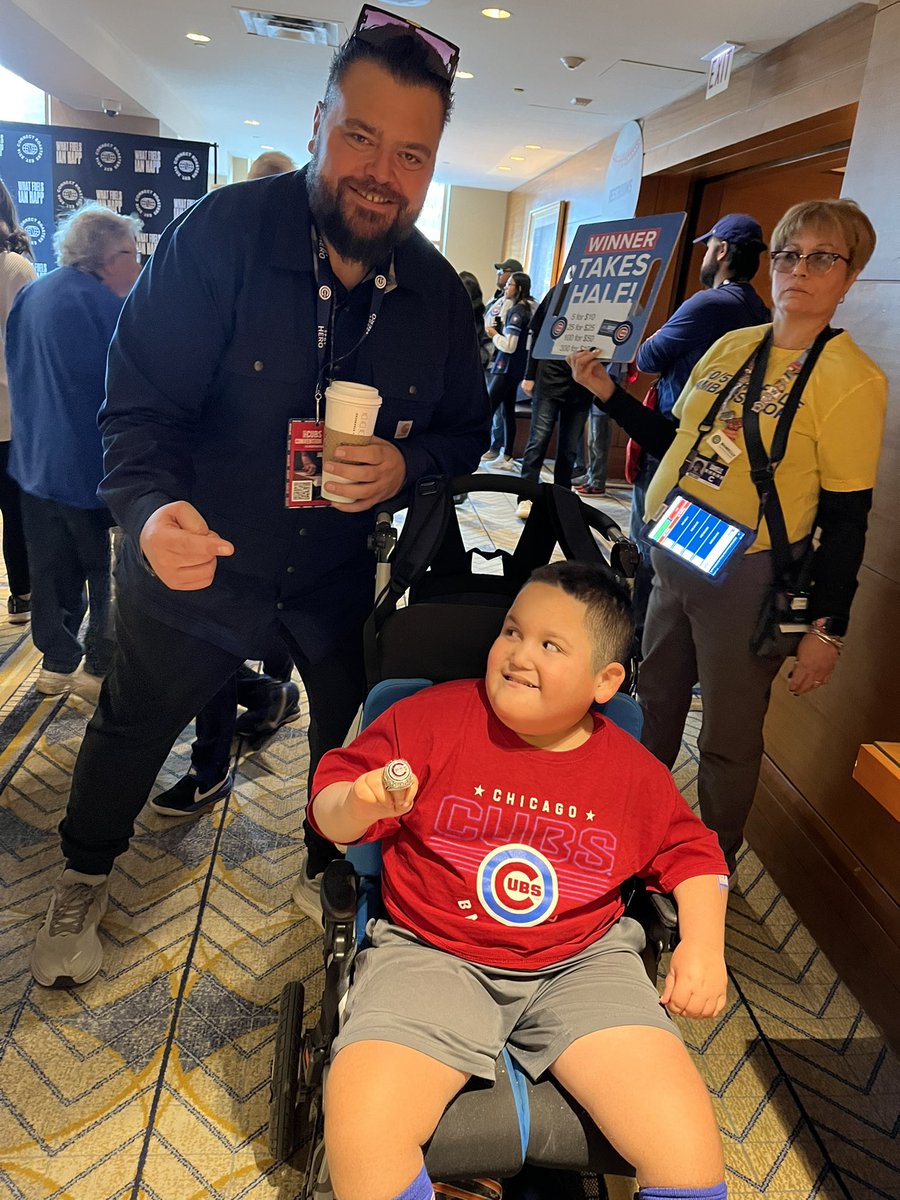 EddieColon81's tweet photo. Some of day 2. #cubcon @WatchMarquee @J_Steele21 @JohnVincentLive @EthanXXVI The boys have had a blast!!! Thank you all for creating these amazing memories for them! https://t.co/9HVVlZQCPw