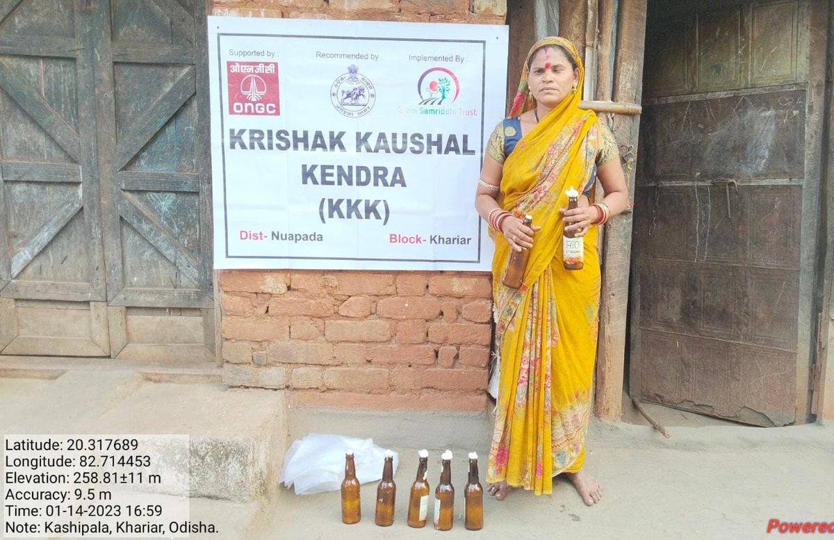 GramSamriddhi's tweet photo. Skilled farmers, Gopabali Barik,Parameswari Bisi,Rakesh Chalan &Saraswati Barik of #Nuapada District recieved #Mushroomspawn to initiate #Mushroomfarming under #KrishiKaushalKendra initiative of @GramSamriddhi with support of @ONGC_ @DM_Nuapada @CDAONuapada @CMD_ONGC @apovl https://t.co/lYOmpvxePH