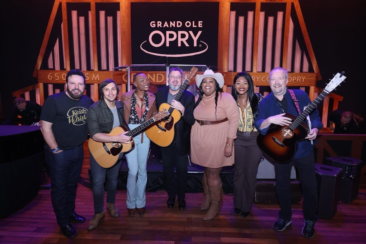 ChapelHartBand's tweet photo. 🤯🤩🥹Holy Smokes!! Is this what being a part of the @opry family means? We were just going to witness a couple of greats do their thing at the @theryman and then @VGcom calls us outta nowhere to help him, @charlieworsham & Don Schlitz close out the night #IsThisLife #PinchUsPlz https://t.co/WNnX2jhmZq