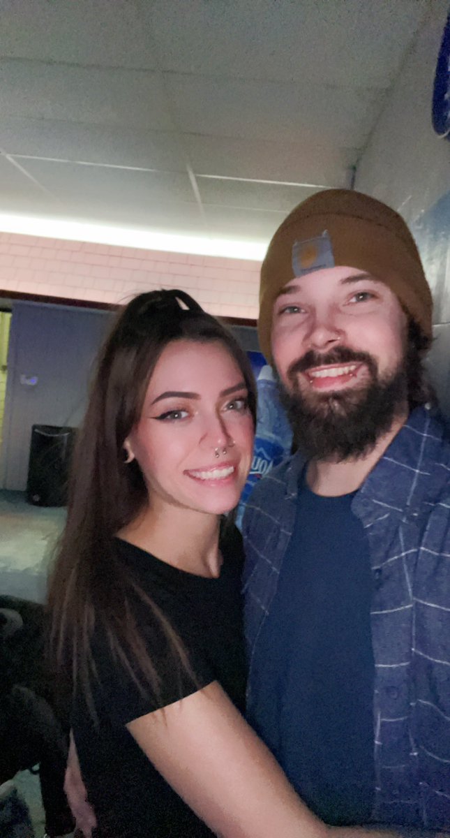 devynpaiige's tweet photo. 🎳🤍 https://t.co/EZ41xhFYiZ