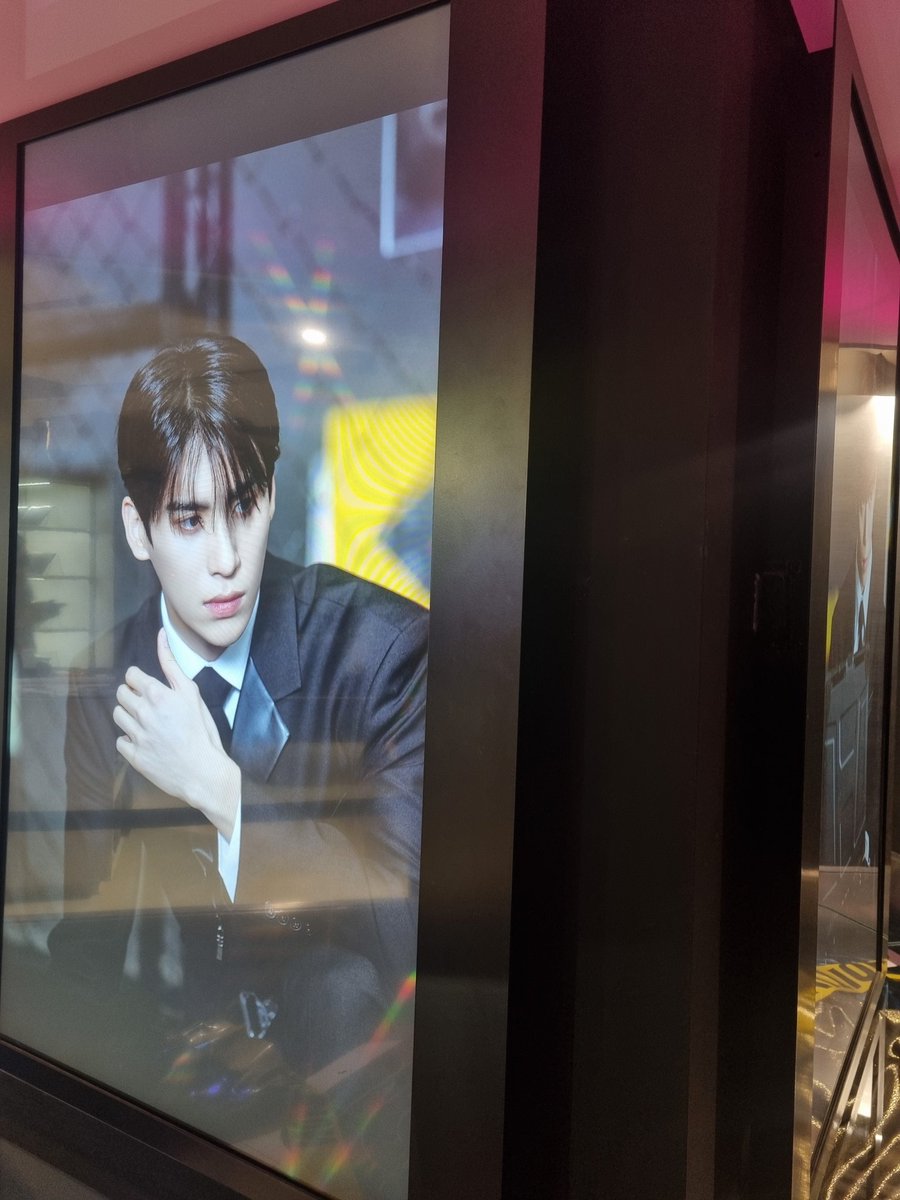 _99005117's tweet photo. #SF9 #ESCAPE_ROOM_OF9
#에스에프나인방탈출팝업스토어 
#SF9_STAMP_EVENT https://t.co/FnfDnv8ufE