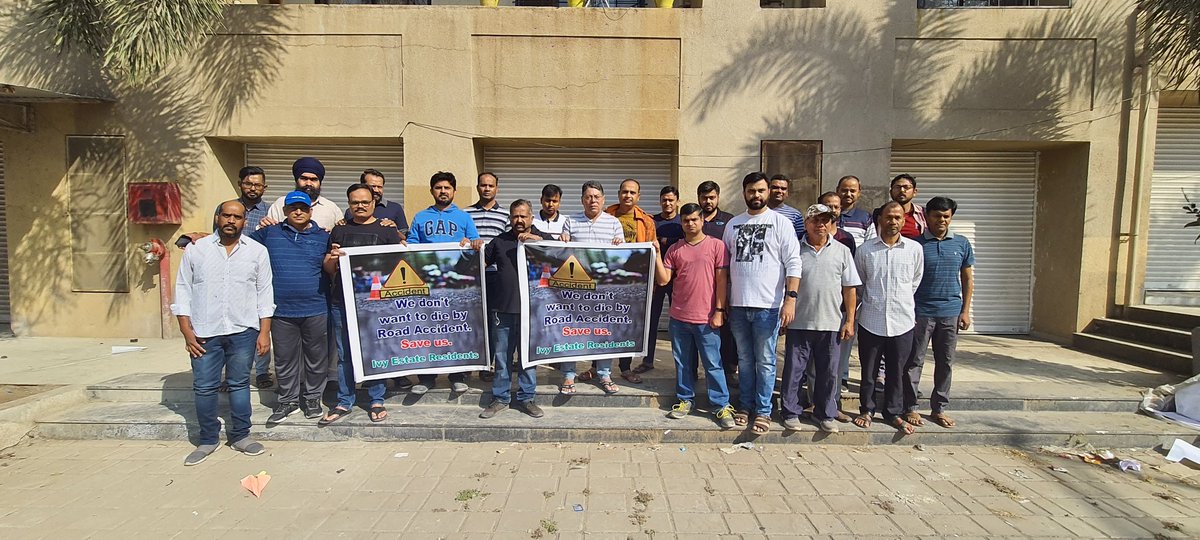 upadhyk's tweet photo. As per the schedule, starting the protest today against cheating, fraud where #IvyEstate residents fundamental right to Road discriminated.
#IvyEstateRoad
#IvyEstateRoadWagholiDeathTrap
#IvyEstate
@PMCPune @CMOMaharashtra @OfficialPMRDA @abpmajhatv @ThePuneMirror @pulse_pune https://t.co/OKx82tJjcH