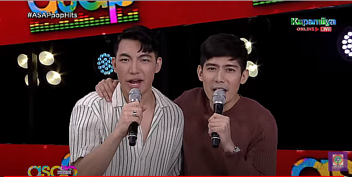 iLoveDarren_24's tweet photo. Hello #DarBi ang cute cute nyo!!
POPsabogSunday WithDARREN
#DARREN @Espanto2001 @robertmarion https://t.co/EcUDzgNiCF