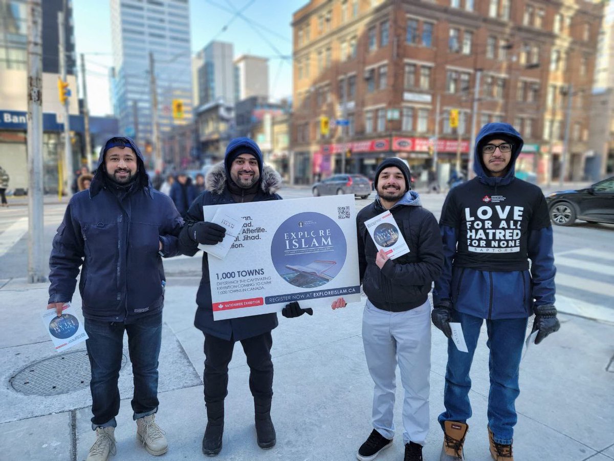 More than 100 members of our Muslim Youth from all local chapters of <a href="/AMYA_Vaughan/">Muslim Youth Vaughan</a> spent the morning of January 14, 2023 in Downtown, #Toronto as part of nationwide #ExploreIslam campaign.

Extreme cold weather did not deter our youth from conveying peaceful message of Islam.