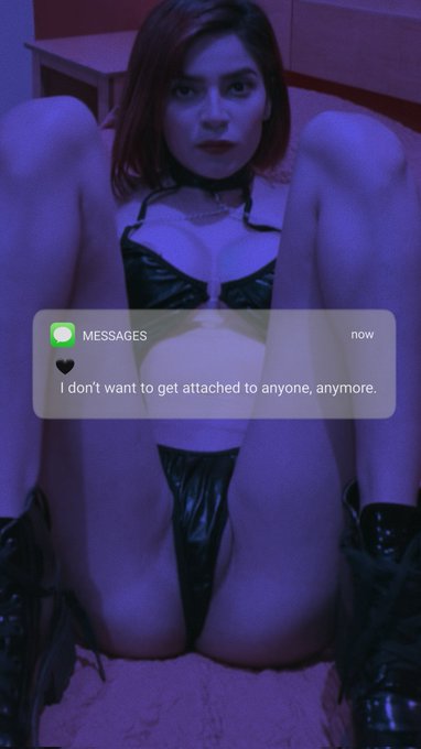 Bonita noche!!.... Charlamos?🤔😊 https://t.co/VampkYSLLf