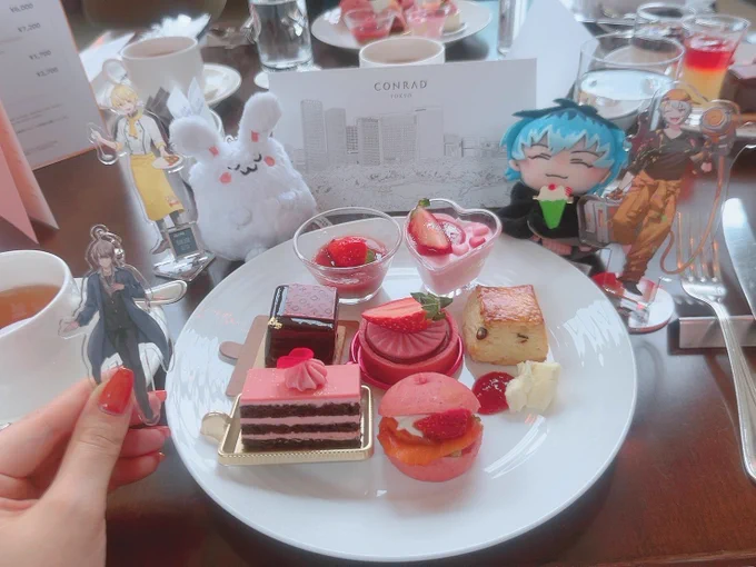 コンラッドのイチゴスイーツビュッフェ行ってきたぞー!!異文化交流もさせてもらった((((( 