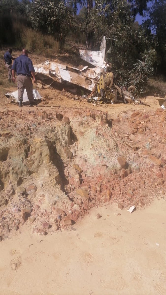 Abramjee's tweet photo. Near FNB stadium, JHB. Private aircraft lost control and crashed. Reports of three deaths. https://t.co/MbzfI0GEpC