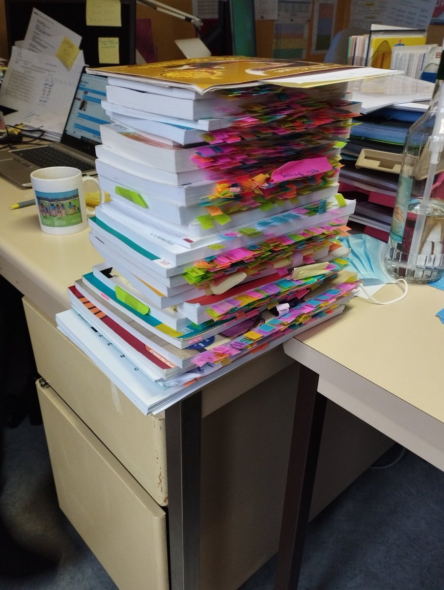 perrier6838's tweet photo. @BoisselSandrine @MChainotBatail @BateauLivre Comment dire ... Voici la photo. Ce qui est impressionnant, c'est  quand on échange sur un sujet. Je prends mon cahier de notes car Sandrine a beaucoup de références.🙏 https://t.co/5mwwZzRnsa