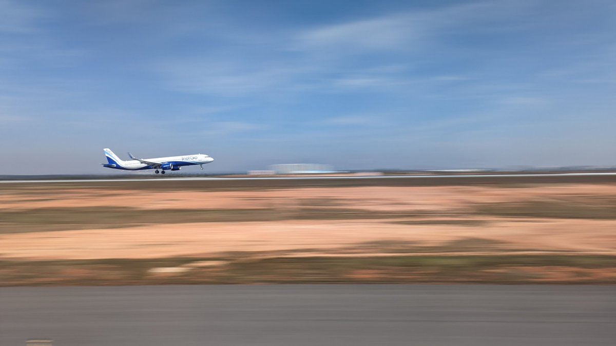 rajendrashegde's tweet photo. Hello @IndiGo6E. My #VistaraView photo. ππ
Shot on #Pixel6, @madebygoogle.
#ActionPan #MotionMode #TeamPixel #SeenOnPixel https://t.co/r3zot5d1yj