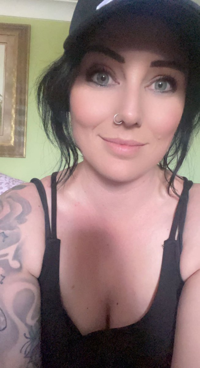 lindystar2021's tweet photo. You know what’s fun. Adding new OF content #freesubscription #onlyfans #ofgirl #content #onlyfansaussie #findompay #returnof #onlyfansgirl #onlyfan #support  https://t.co/1t5HfgEl50 https://t.co/Y51dDIXOI5