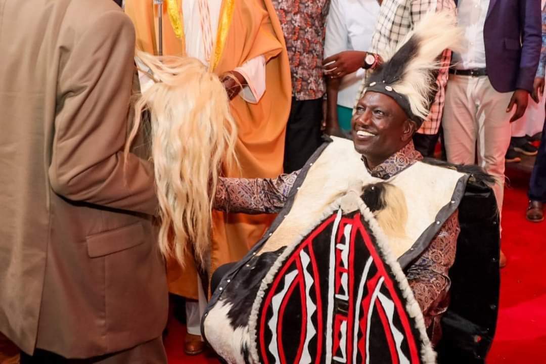 NjiruAdv's tweet photo. Nabii @WilliamsRuto the man THE KIKUYUS voted to PUNISH HE Uhuru has been crowned as the King of Luo....The very luos you took an oath never to associate with....in the meantime your son DO @rigathi is busy following nabii wherever he goes like a TAPEWORM would ordinarily do. https://t.co/nluqDRnyH0