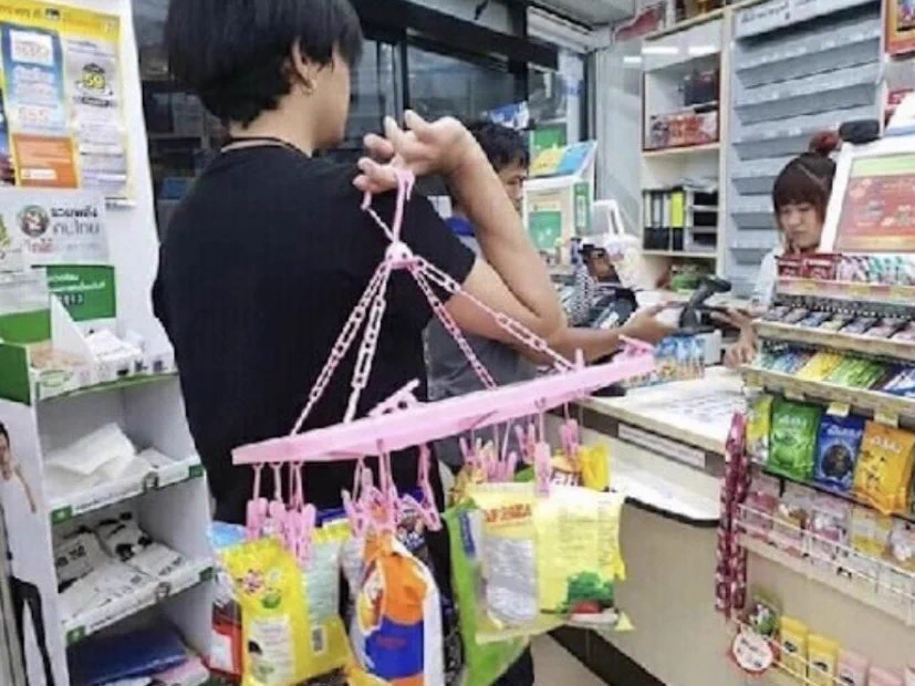 文句を言わず…。レジ袋が廃止されたことを楽しむ国、タイ。