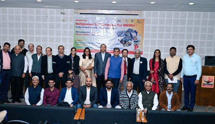DaxaSakhiya's tweet photo. It was our pleasure and honour to host Dr. Shailaja from @csiriict in #Gujarat. The last 2 days with her were very eventful and #MeetingsWith #governmentofgujarat officials
#workingtogetherfortomorrow #technologytransefer #sustainabledevelopmentgoals
#csir https://t.co/5gHr9UVn4U