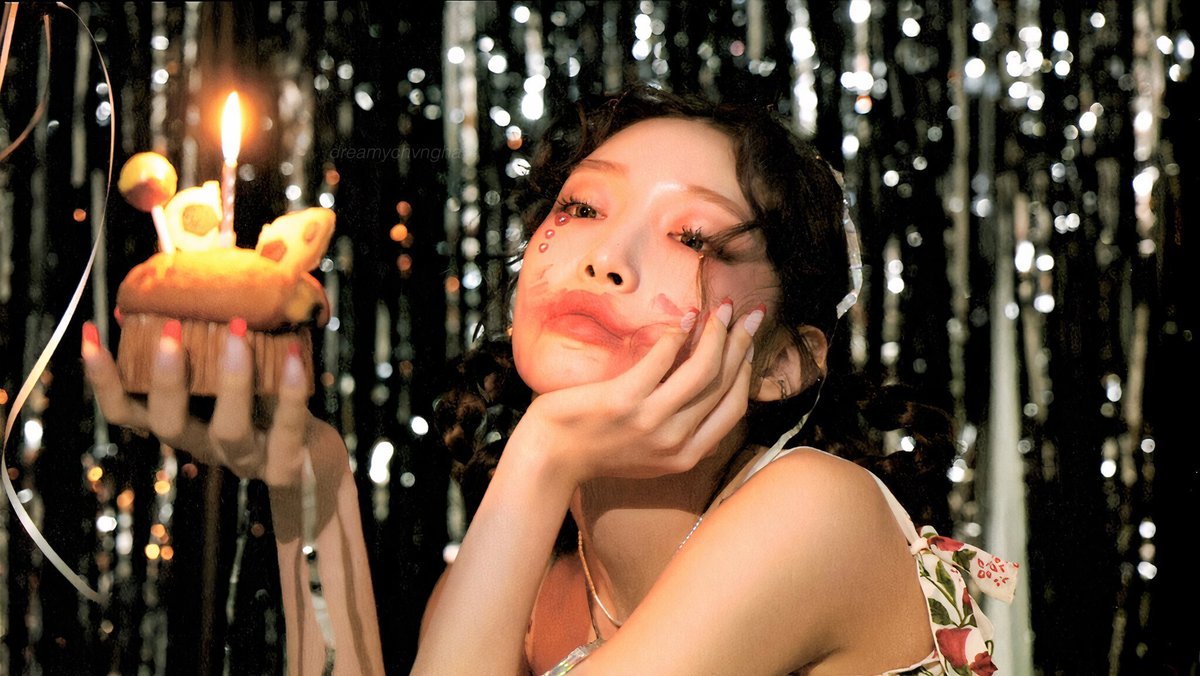 Icons i Layouts que podrían gustarte *ੈ✩‧₊˚

female idols ver ꒰ ˶ᵔ ᵕ ᵔ˶ ꒱ - a thread