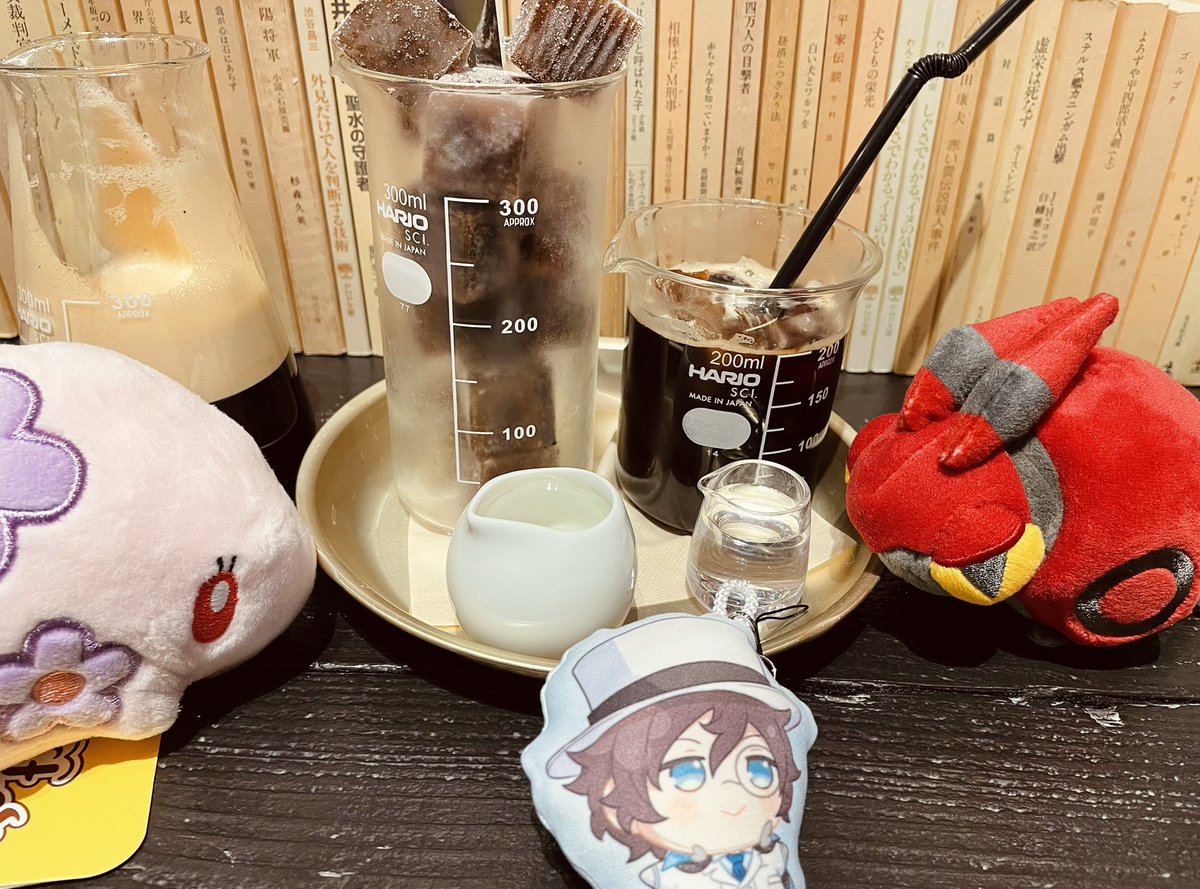 「ムンナとフシデげっととオシャカフェ 」|ひがしぐち😁のイラスト