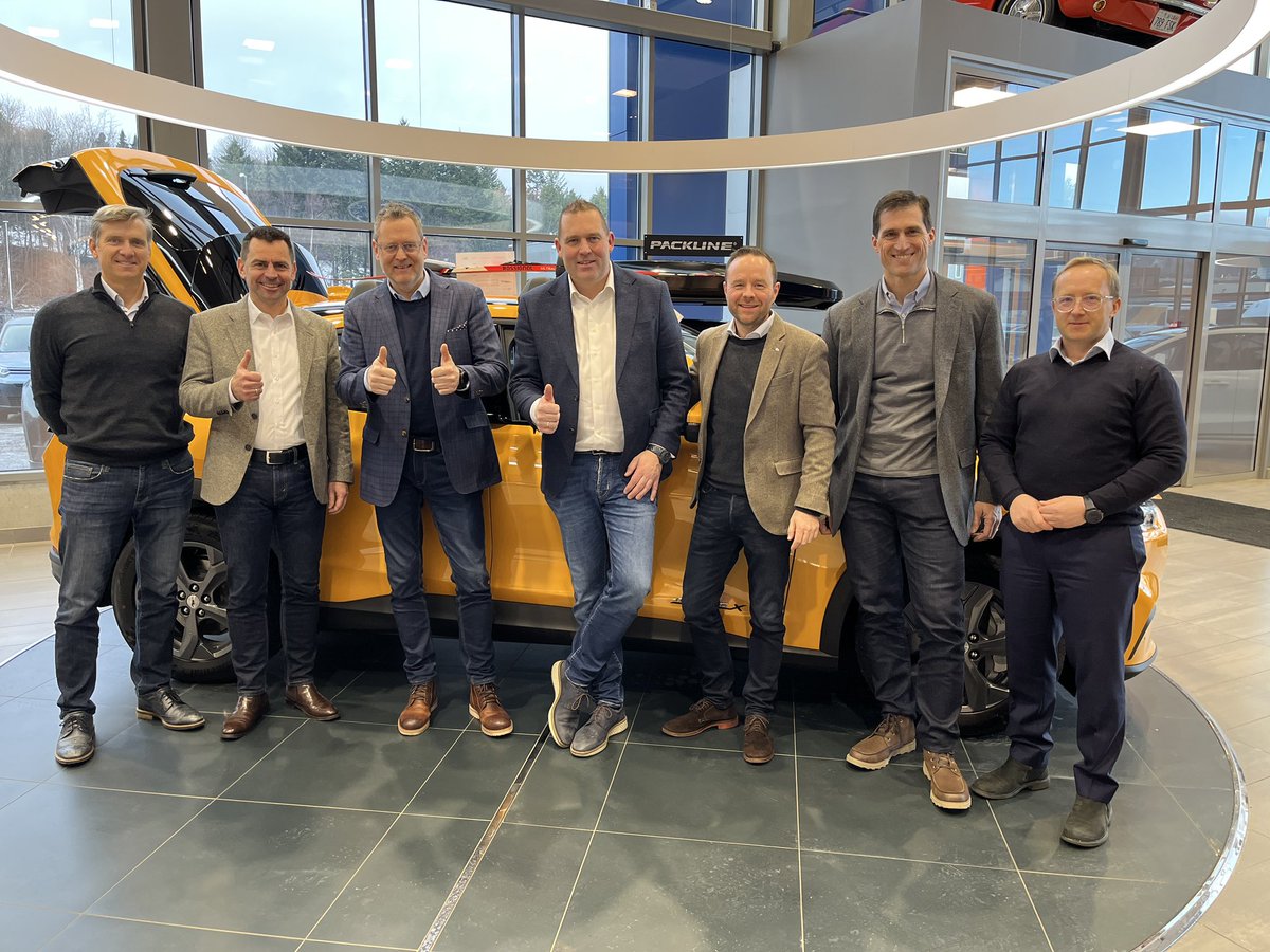 PerGunnarBerg3's tweet photo. When good people get together it’s like a Lightning-Strikes..⚡️thanks Marin Gjaja, Michael Keogh & Martin Sander for making time & thanks Norway team organizing a-z exciting EV topics!
#Ford #electric #electricfun #future #FordEU #FordUS #Norway #ModelE #MachE #MoreToCome https://t.co/PpHYFMykW8