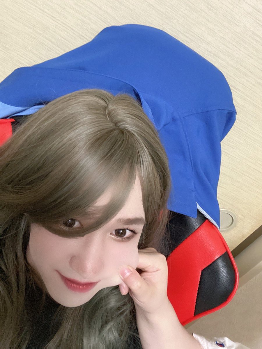 tee3_z's tweet photo. メイクしてもらったぁぁぁぁあー！
#女装男子
#女装 https://t.co/RTxoCSjrG1