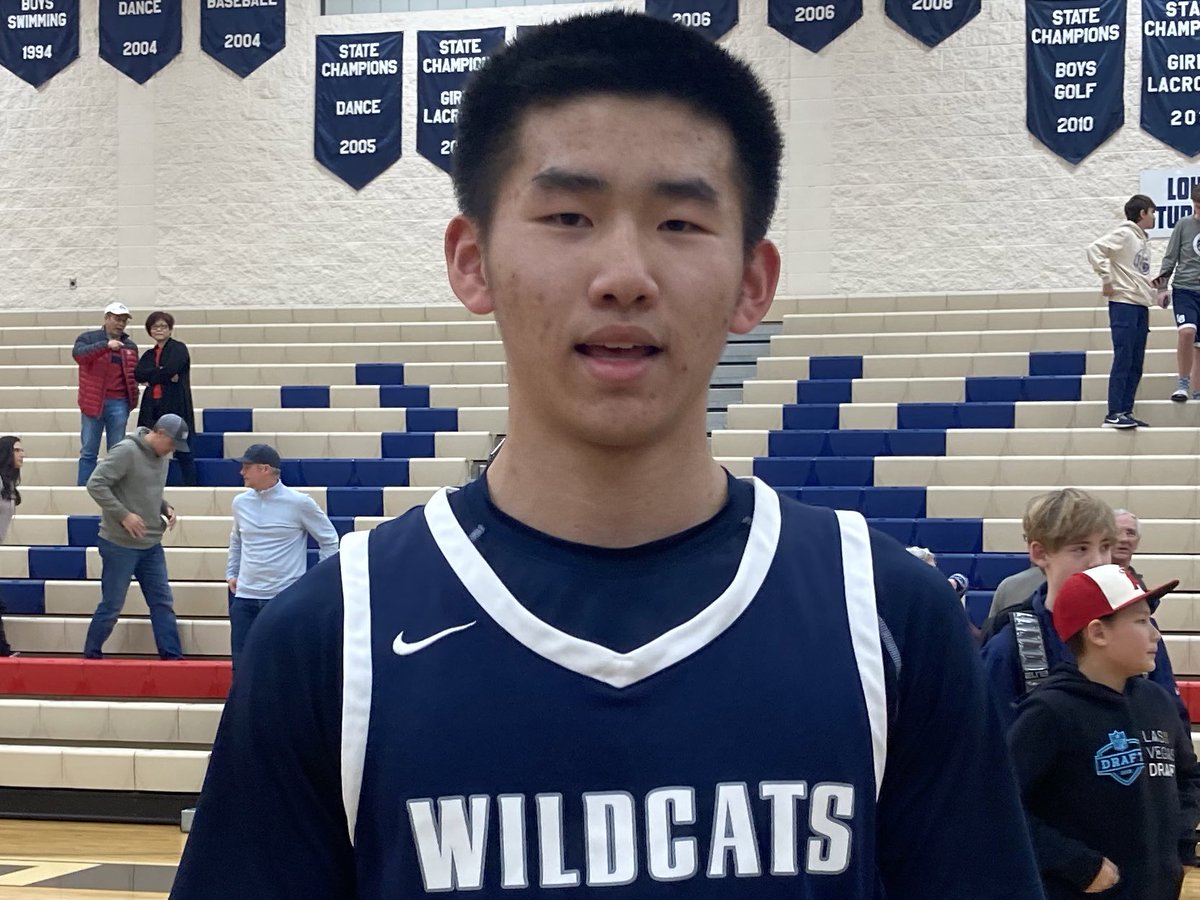 The steady hand at the point as usual was <a href="/WuMaxim/">Maxim Wu</a>. The Wilsonville senior handled every defender thrown at him, moving the basketball getting it to open teammates while also showing off his improved jumper. 13 points and 4 assists, including three threes.