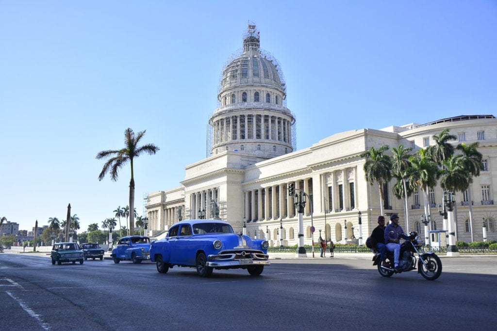 EmbaCubaFI's tweet photo. #Cuba🇨🇺 among the 52 recommended destinations to travel in 2023 by The New York Times.
Although it does not mention the limitations of the blockade for American tourists, it recognizes the benefits of our national culture.
#CubaDestinoSeguro
#EndEmbargo
https://t.co/ozkNH23h1k https://t.co/C2fIMAPSVr