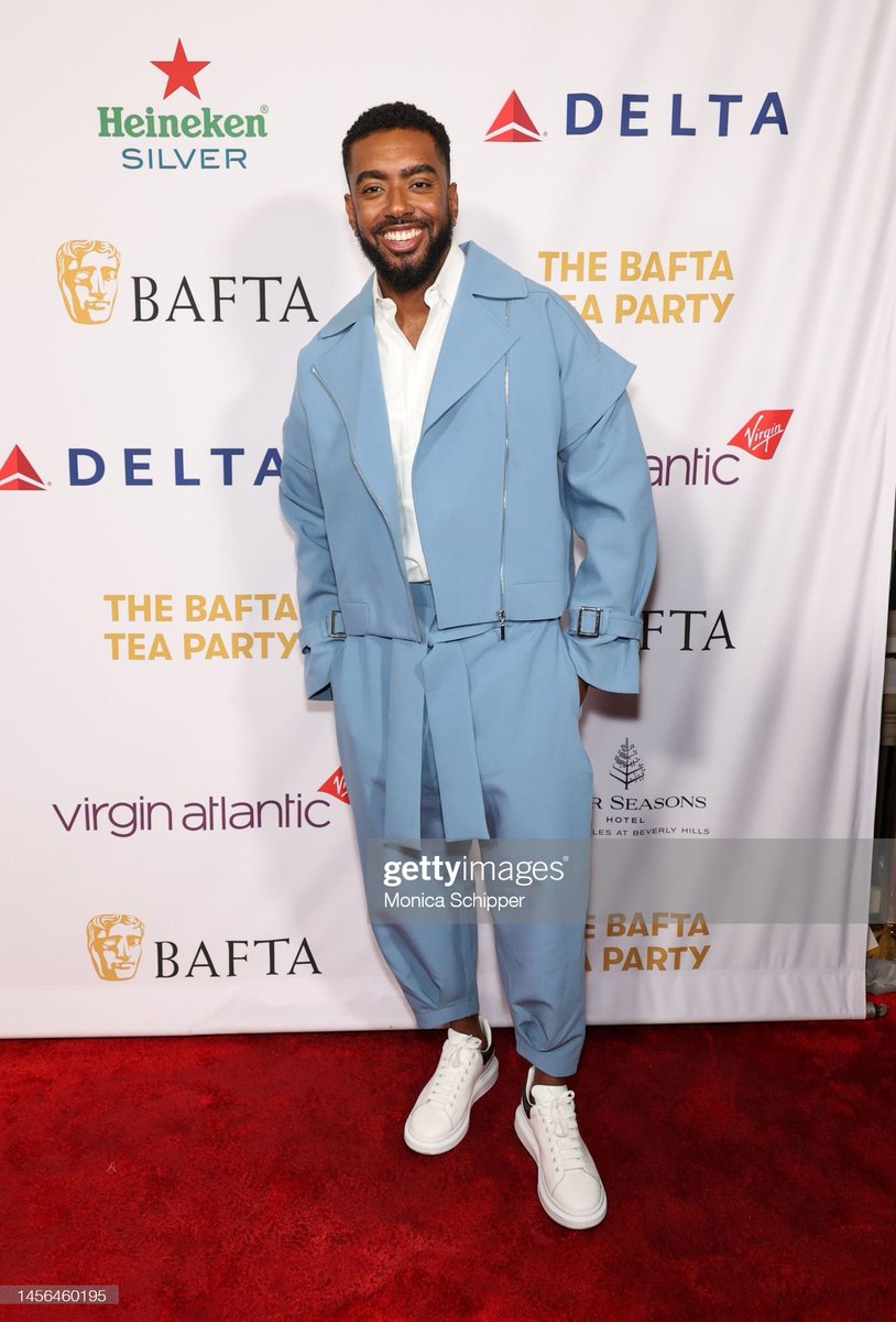 Coco_Maurice's tweet photo. Had the pleasure of styling my mother @thesherylralph and my brother @walkgoodetienne for the @BAFTA tea today! Mommy was wearing @TadashiShoji and Etienne was wearing @ORTTU_Official ! https://t.co/YZ4iQHah6G