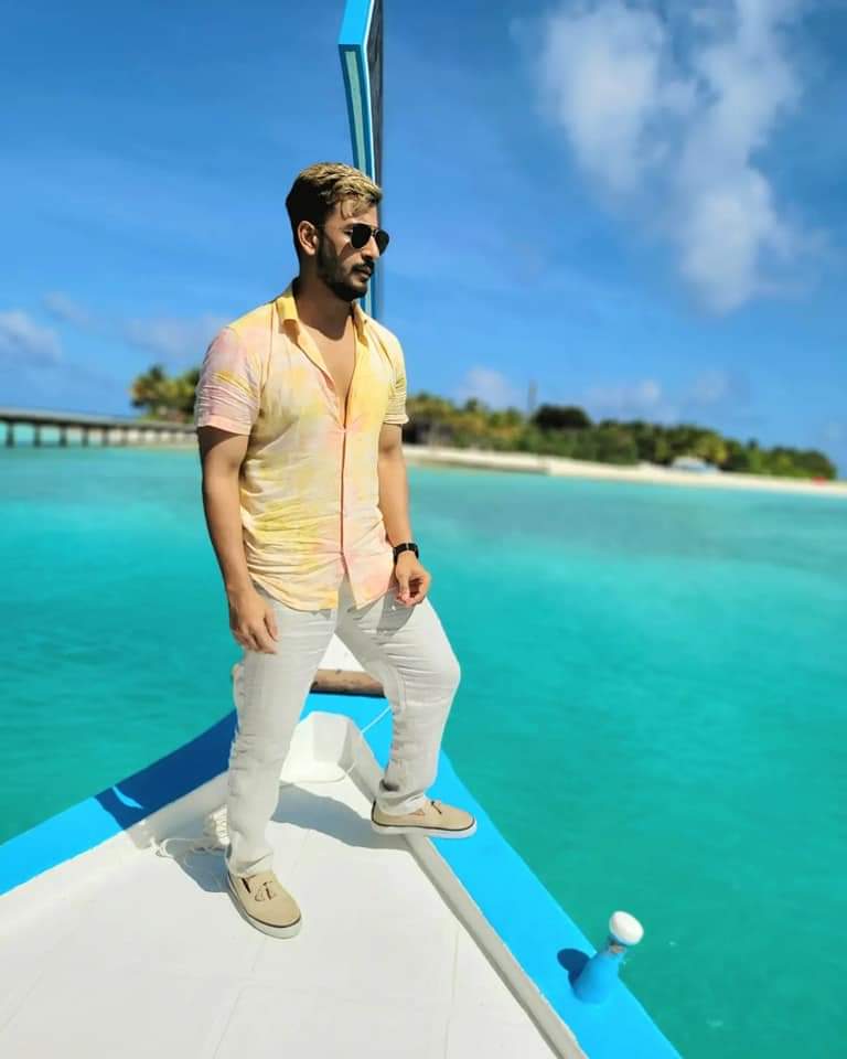 Ajay06915130's tweet photo. My soul in the sky... @bonysengupta https://t.co/zOaBkZg2Ci