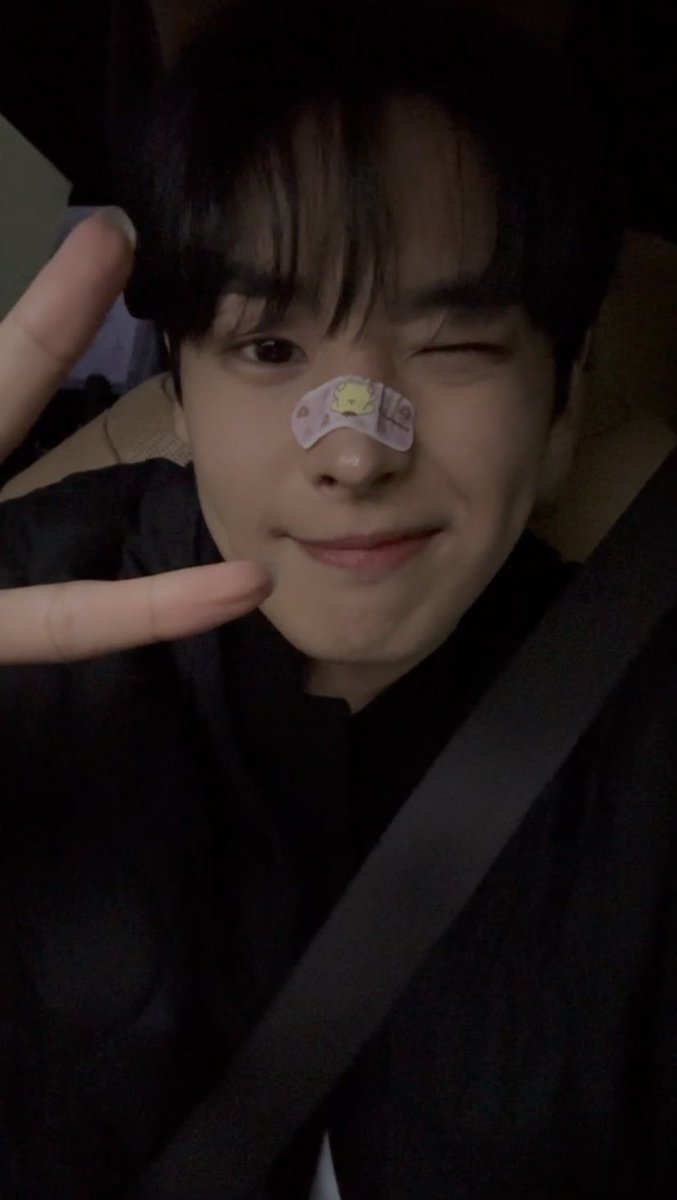 forCBC's tweet photo. #BYUNGCHAN #VICTON https://t.co/Rzxs6LmqMa