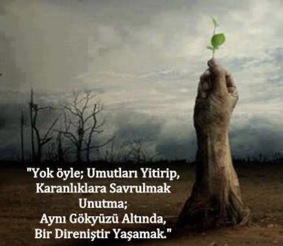 “Yok öyle umutları yitirip karanlıkta savrulmak. 

Unutma; aynı gökyüzü altında, bir direniştir yaşamak.” 

~Nâzım Hikmet

Büyük ustayı 121. Doğum gününde (January 15, 1902) anıyorum 🙏
