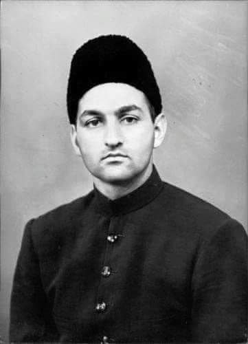 MuhammadArifAli's tweet photo. Mukkaram jah passes away, he was the 8th Titular Nizam of Hyderabad. Born in 1933, France. He was the Grandson of Osman Ali Khan &amp; Abdul Mejid of Ottoman. He owns 4 palaces including @TajFalaknuma. He remains the richest person In India until 1980's. https://t.co/paEc5pxhRi