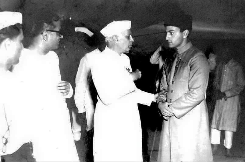 MuhammadArifAli's tweet photo. Mukkaram jah passes away, he was the 8th Titular Nizam of Hyderabad. Born in 1933, France. He was the Grandson of Osman Ali Khan &amp; Abdul Mejid of Ottoman. He owns 4 palaces including @TajFalaknuma. He remains the richest person In India until 1980's. https://t.co/paEc5pxhRi