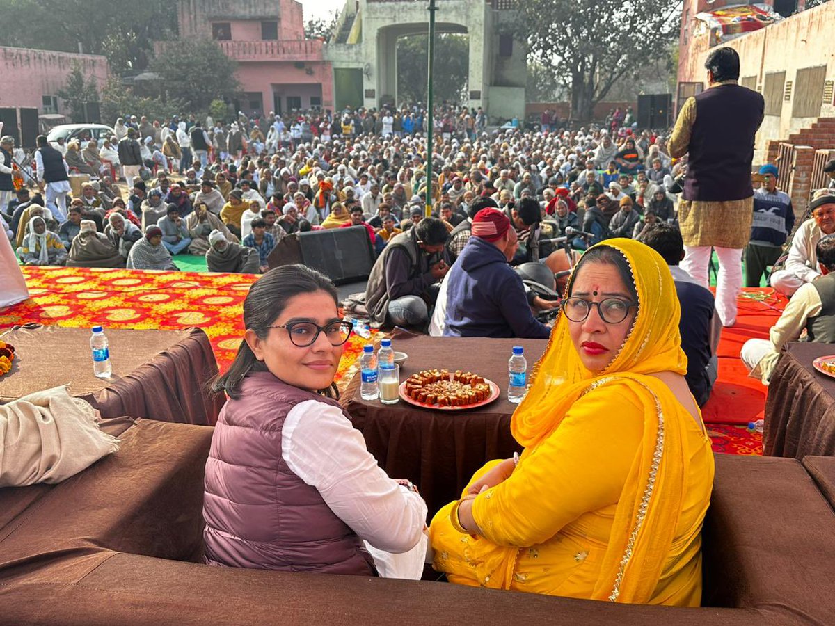 DoohanSonia's tweet photo. मकर संक्रांत के त्योहार के मौके पै नारनौंद गौशाला मैं आयोजित  विशाल सालाना महोत्सव मैं मुख्यातिथि के रुप माई शामिल हुई https://t.co/BRK86Px1EX