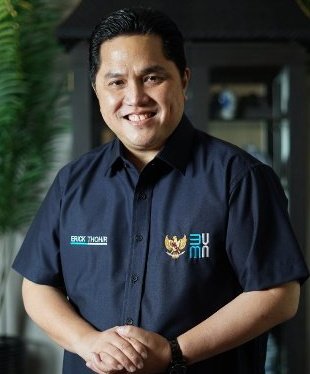 NenkMonica's tweet photo. Siapa Tokoh Cendekiawan yg berkenan di hati dan anda lebih respect thpnya? 
@ReflyHZ       👉 RETWEET
@erickthohir  👉 LIKE https://t.co/5HTTIQMWPv