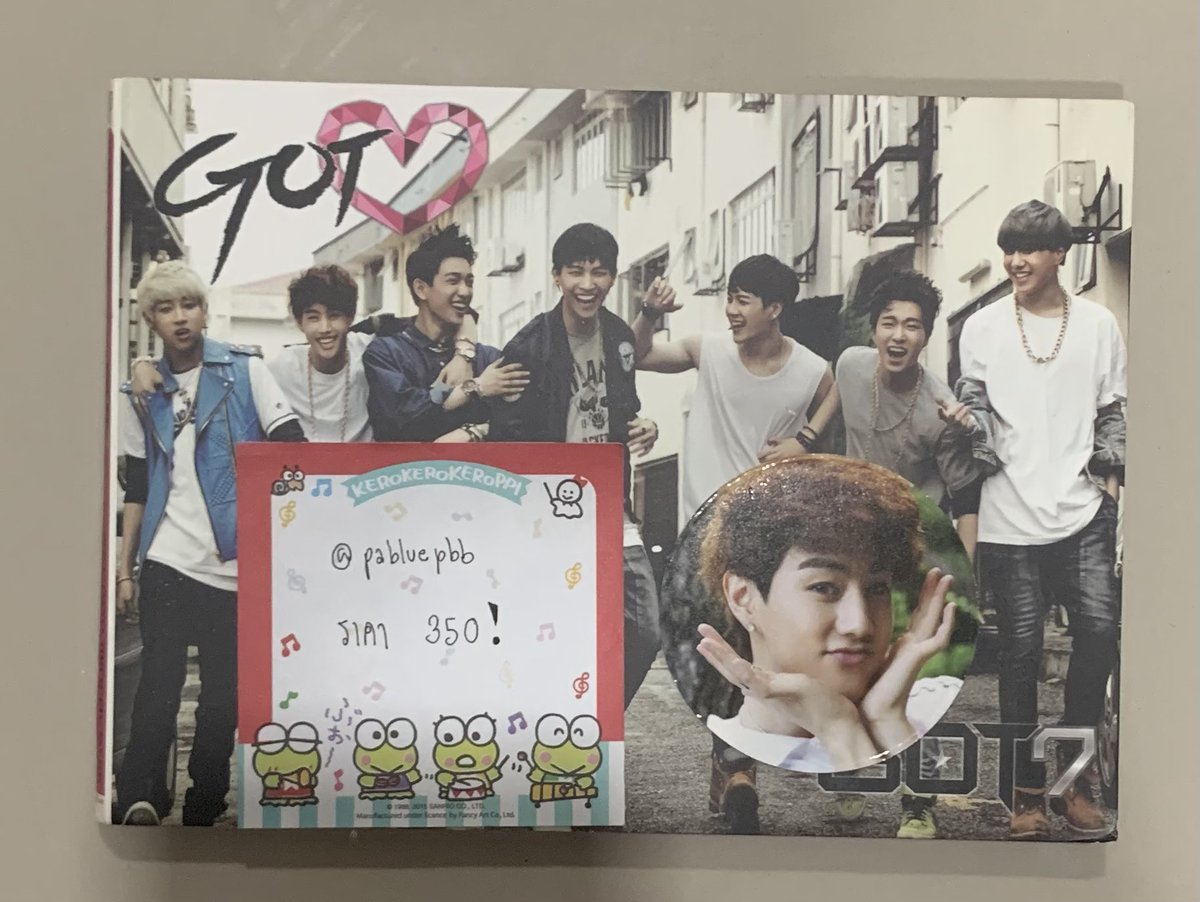 pabluepbb's tweet photo. ขายของสะสมgot7ราคาอยู่ในภาพ เหมายกแผงเอาไปเลย5,000ลดสุดๆพร้อมแถมนิตยสารที่ไม่ได้วางขายคุ้มสุดด หาซื้อไม่ได้แล้วน้าา มีต่อในเมนชั่นนะคะ  #ตลาดนัดอากาเซ่ #ตลาดนัดgot7 #ขายของสะสมอากาเซ่ #การ์ดgot7 #ตลาดนัดอากาเซ #ของสะสมgot7 https://t.co/lGdA7IWSAS