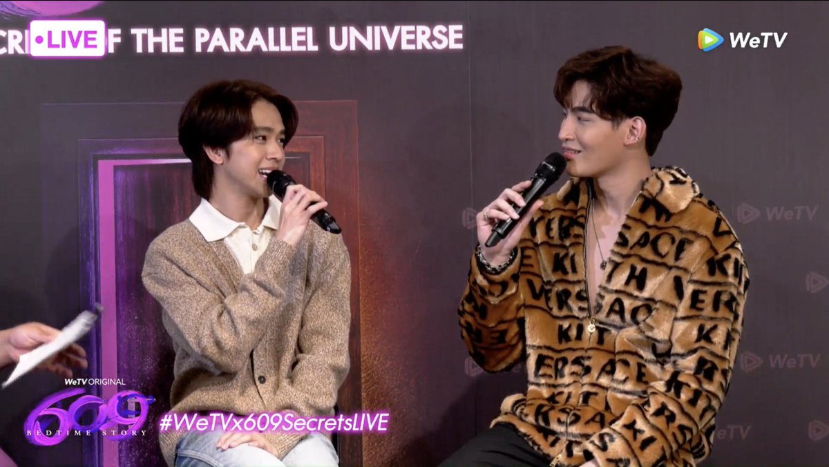 แล้วคุณละชอบซีนไหนบ้าง😆

📍รับชม Live  
- Facebook : fb.watch/i3mSAVMuz7/?mi…
- Youtube : youtu.be/N-zlnn-jcXw
- TikTok : vt.tiktok.com/ZS8kvFFUs/

#WeTVx609SecretsLIVE
#609BedtimeStory
#WeTVOriginal
#WeTVth