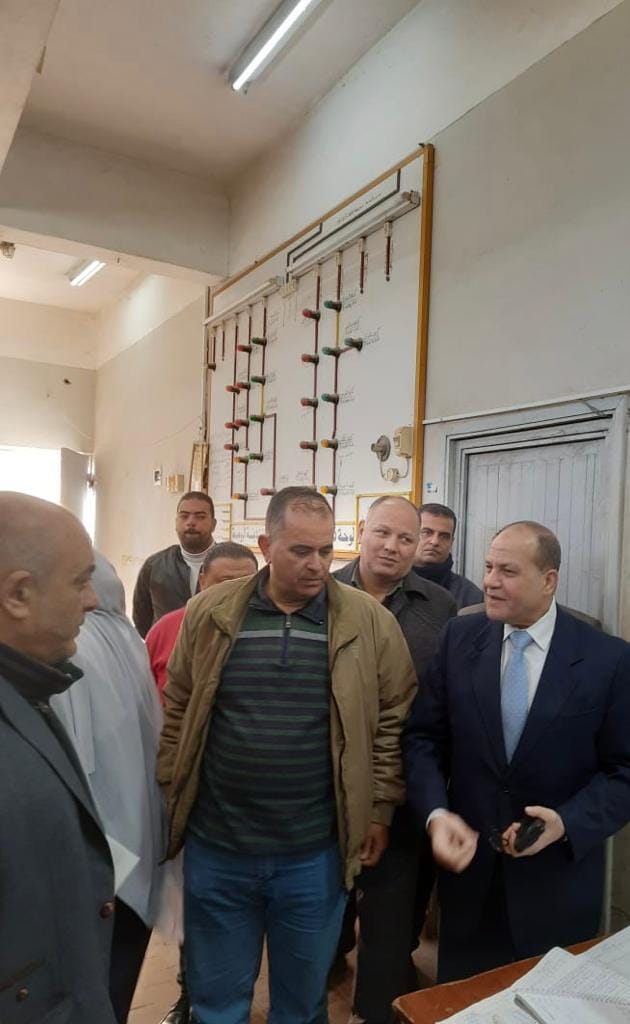 ndedco's tweet photo. قام السيد المهندس رئيس مجلس الادارة والعضو المنتدب بزيارة ميدانية منذ الصباح الباكر اليوم السبت الموافق ١٤ / ١ / ٢٠٢٣ لهندسه ( الروضه)- قطاع دمياط بمرافقه السيد المحاسب / نائب رئيس مجلس الإدارة للشئون التجارية والسادة رؤساء قطاع الجودة والتفتيش الفني والمالي والتجاري https://t.co/S6xA1VXEoA