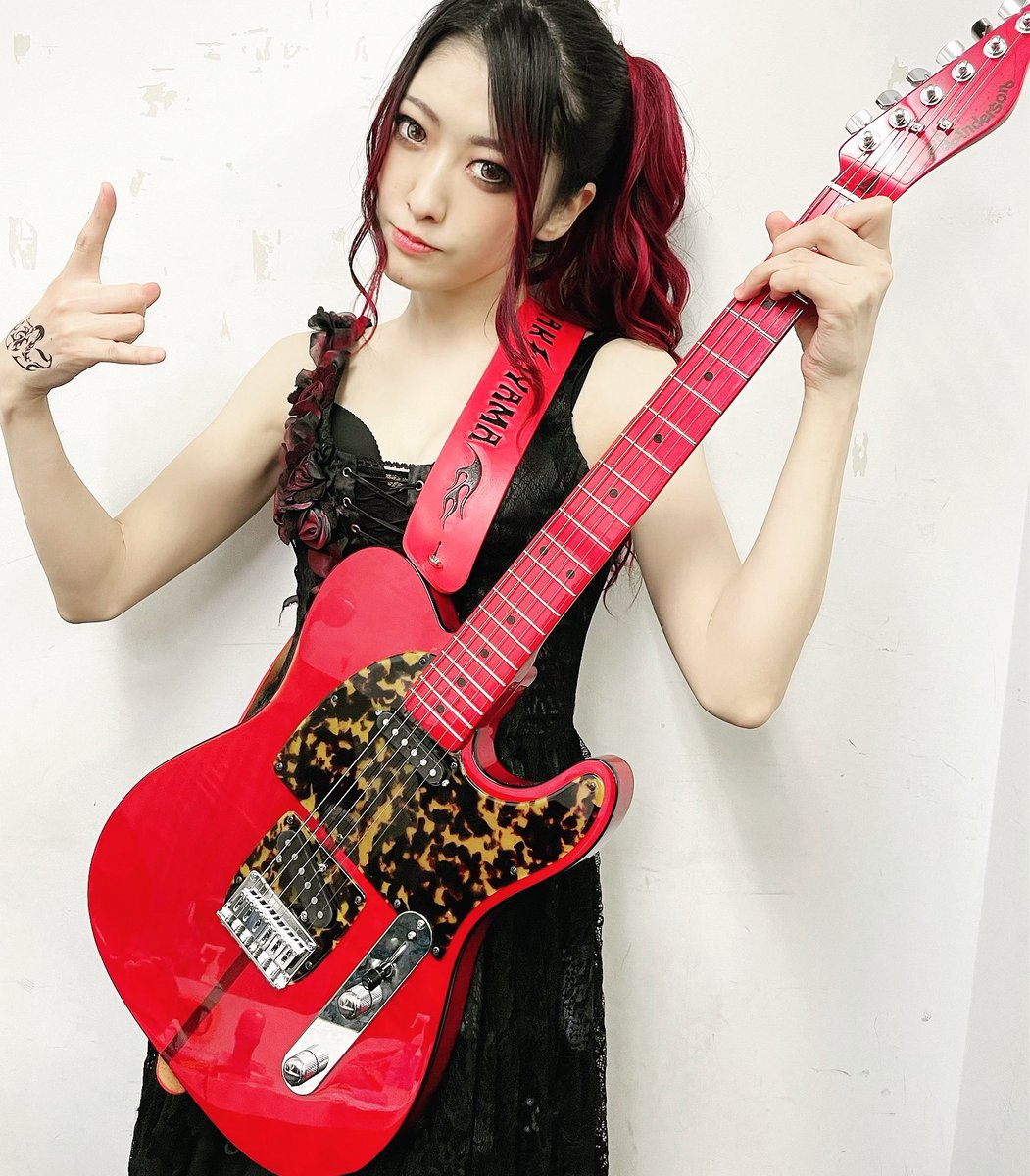 昨日のLiveでエレキギターデビュー🎸 テレキャス⚡️⚡️⚡️ プリンス