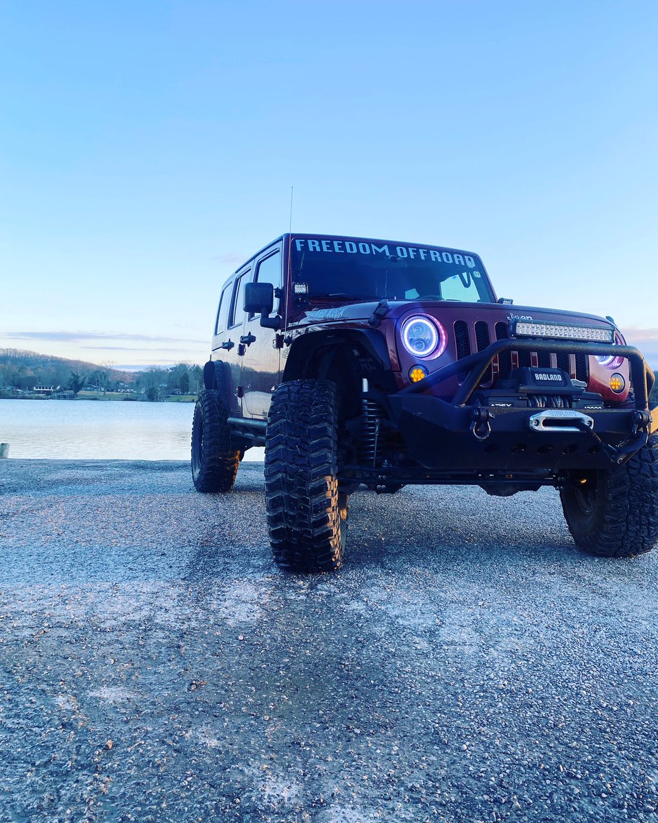 ksims9292's tweet image. Waiting on warm weather…#freedomoffroad #jeeplife #Tennessee