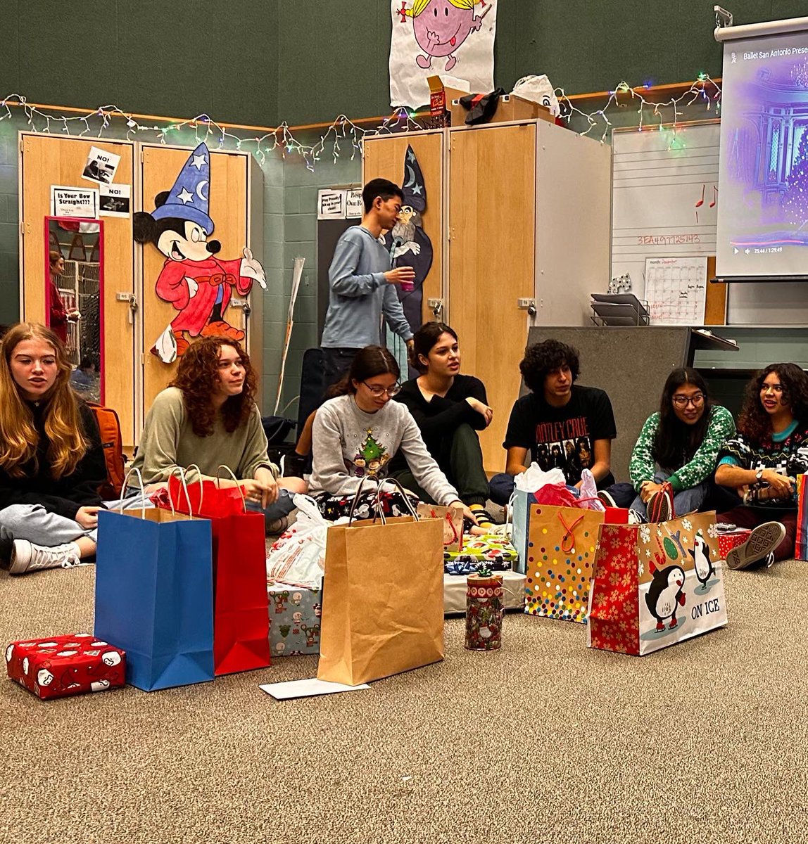 Clark HS Orchestra 🐾 tweet media